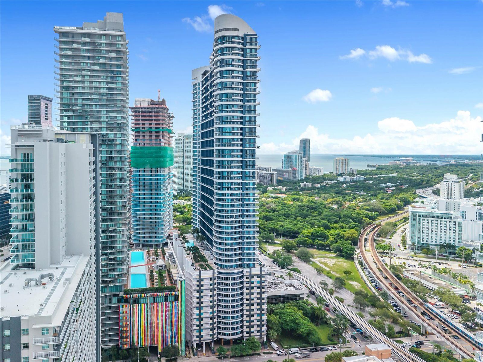 40 SW 13th St, Miami, FL à louer Photo principale– Image 1 sur 4