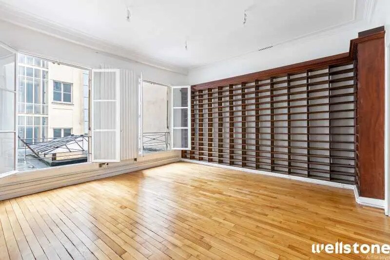 346 Rue Saint-Honoré, Paris à louer - Photo de l’immeuble – Image 2 sur 9