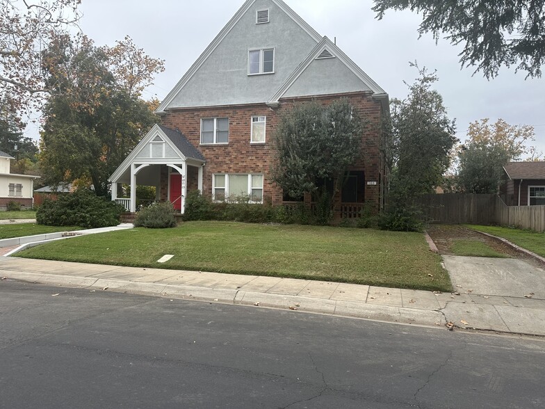 150 W Stadium Dr, Stockton, CA à vendre - Photo principale – Image 1 sur 117