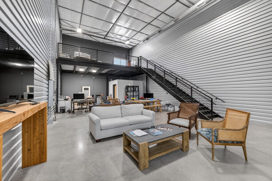 529 E US HWY, Boerne, TX à louer - Photo intérieure – Image 3 sur 59