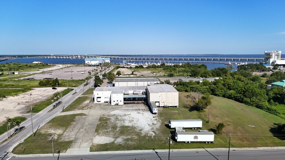 260 Maple St, Biloxi, MS à vendre - Photo de l’immeuble – Image 3 sur 11