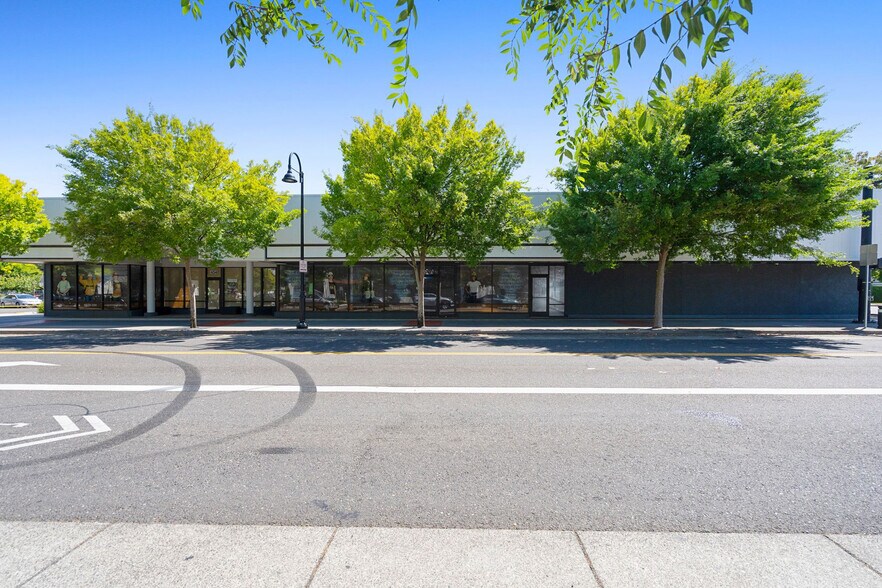 454 SE 187th Ave, Portland, OR à louer - Photo de l’immeuble – Image 2 sur 23