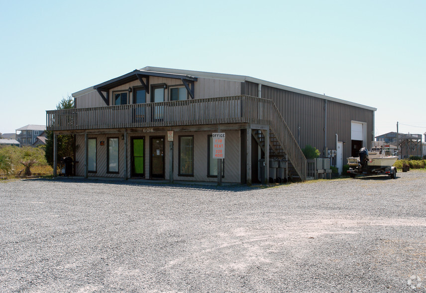 604 N New River Dr, Holly Ridge, NC à louer - Photo de l’immeuble – Image 3 sur 6