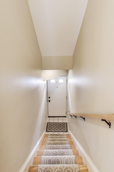 1324 10th St NW, Washington, DC à vendre - Photo de l’immeuble – Image 2 sur 55