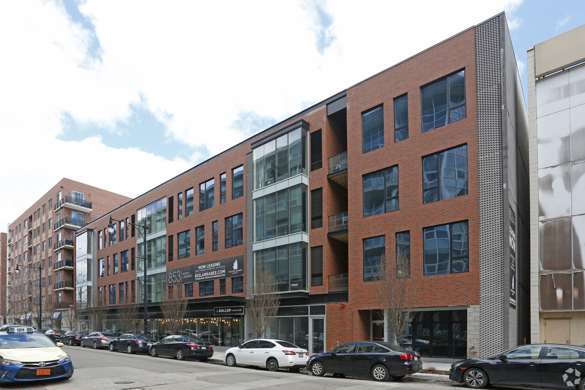 853 N Larrabee St, Chicago, IL à louer Photo principale– Image 1 sur 28