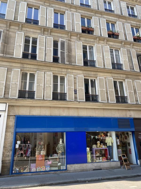 Local commercial dans Paris à louer Photo de l’immeuble– Image 1 sur 7