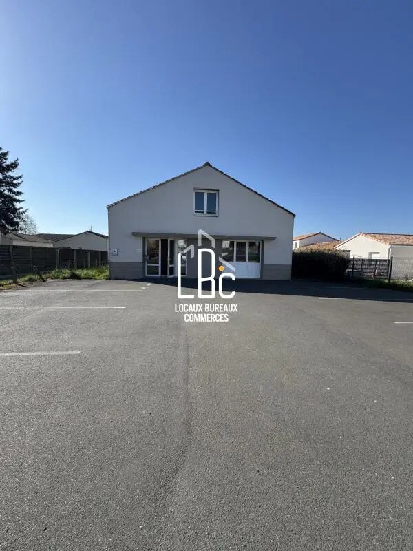 38 Rue Du Stade, La Chevrolière à vendre Photo de l’immeuble– Image 1 sur 13