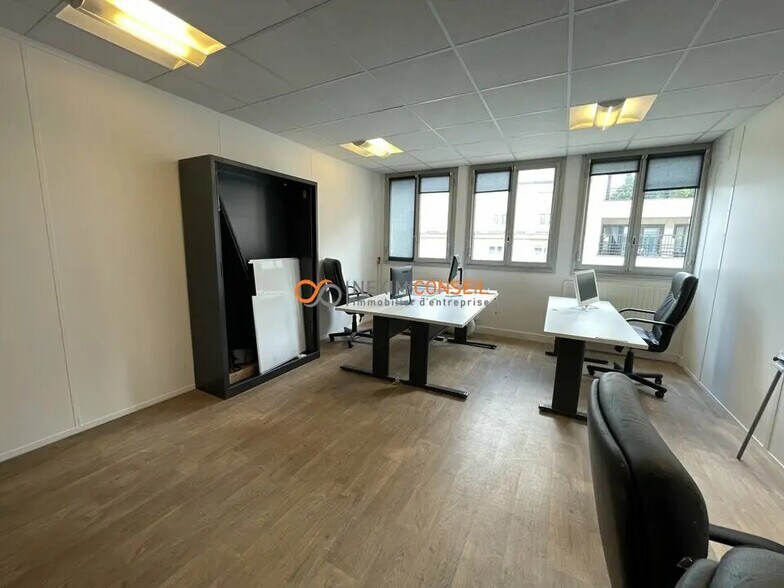 Bureau dans Levallois-Perret à louer - Photo de l’immeuble – Image 1 sur 11