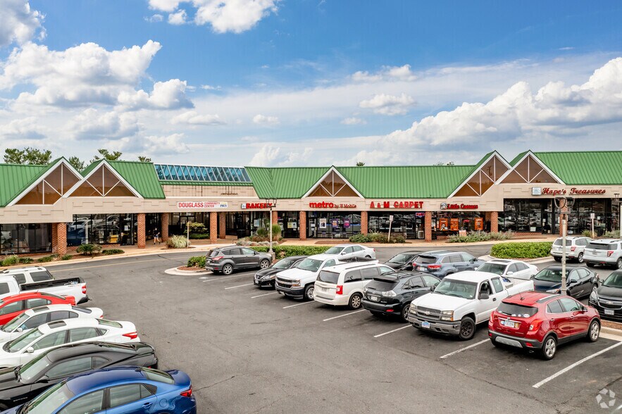 701-707 E Market St, Leesburg, VA à louer - Photo de l’immeuble – Image 3 sur 4