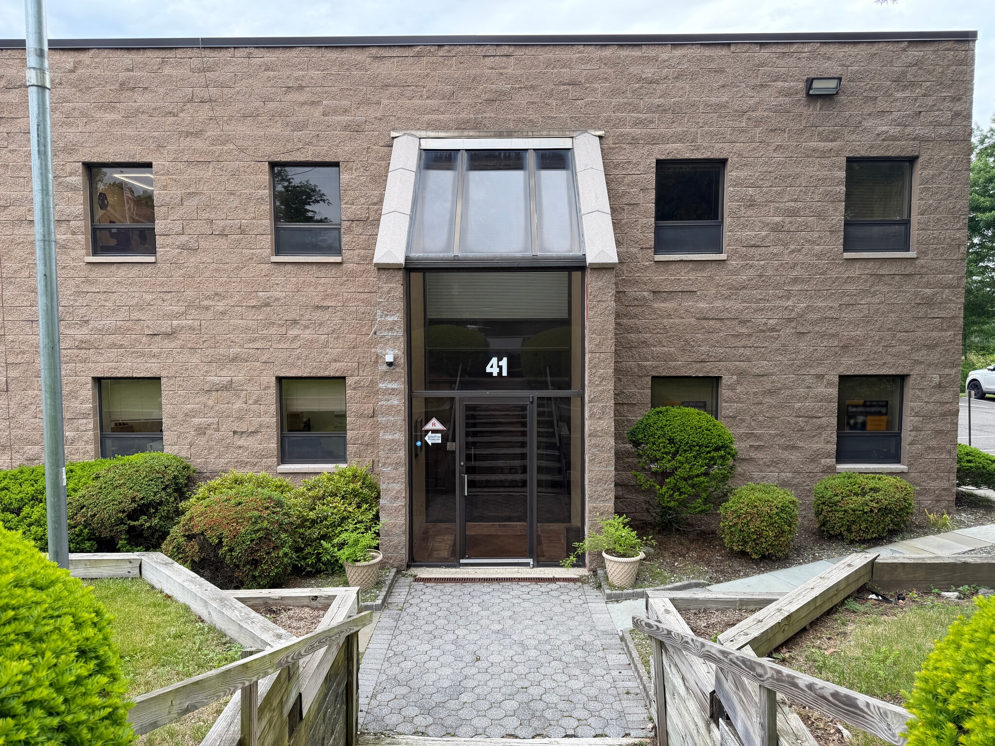 41 Orchard St, Ramsey, NJ à louer Photo principale– Image 1 sur 3