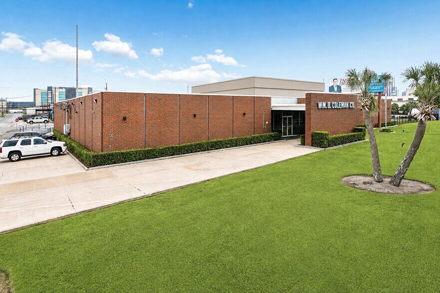 4001 Earhart Blvd., New Orleans, LA à louer - Photo de l’immeuble – Image 1 sur 16