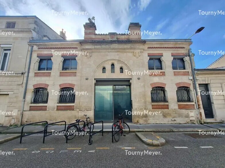 Bureau dans Bordeaux à vendre - Photo de l’immeuble – Image 1 sur 6