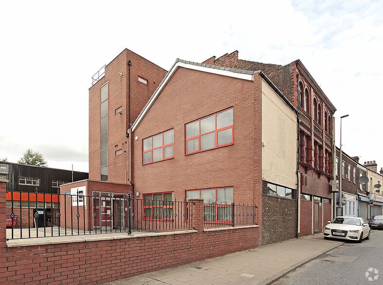 Ashley Way W, Widnes à louer - Photo de l’immeuble – Image 2 sur 2