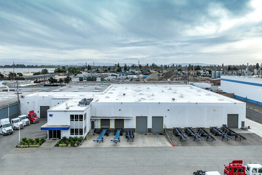 4450 Tidewater Ave, Oakland, CA à louer - Photo de l’immeuble – Image 1 sur 9