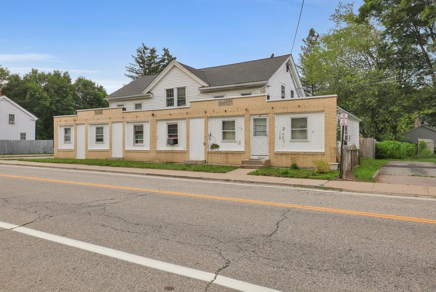 124 Main St, Baltic, CT à vendre - Photo de l’immeuble – Image 3 sur 29