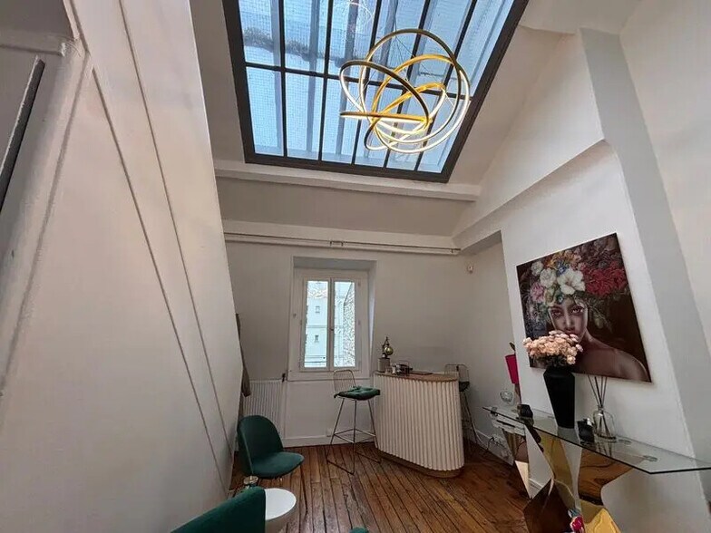 Bureau dans Neuilly-sur-Seine à louer - Photo intérieure – Image 1 sur 4