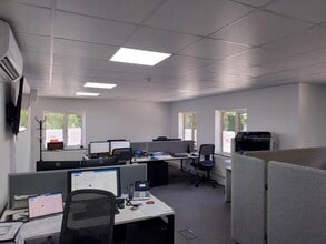 2-4 Pioneer Way, Lincoln à louer Photo intérieure– Image 1 sur 4