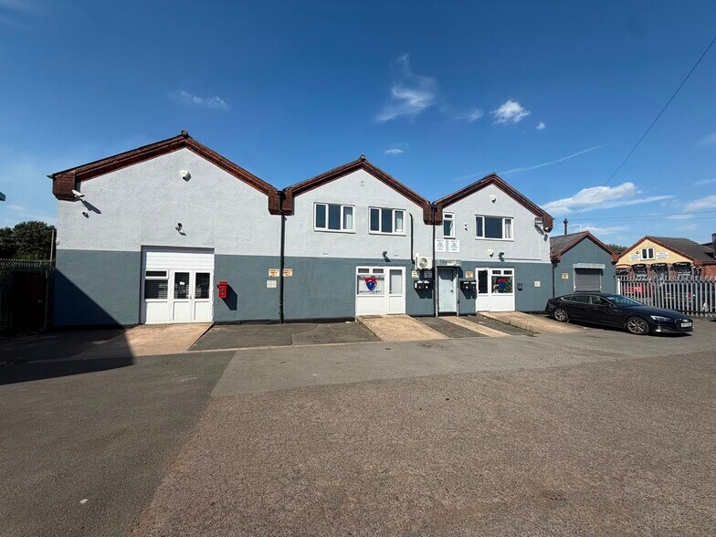 Corngreaves Rd, Cradley Heath à louer - Photo de l’immeuble – Image 2 sur 7