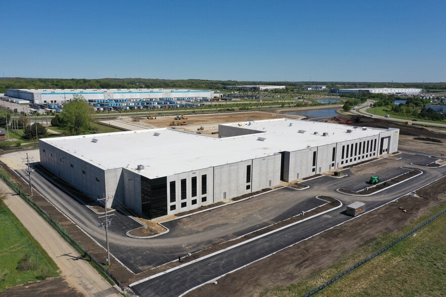 13700 IL Route 47, Huntley, IL à louer - Photo principale – Image 1 sur 6
