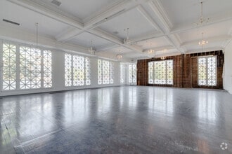 3862 SE Hawthorne Blvd, Portland, OR à vendre Photo intérieure– Image 2 sur 5