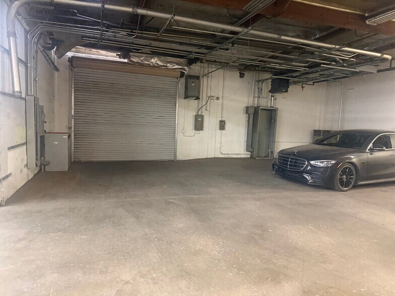 1238-1254 E Cypress St, Covina, CA à louer - Photo de l’immeuble – Image 3 sur 7