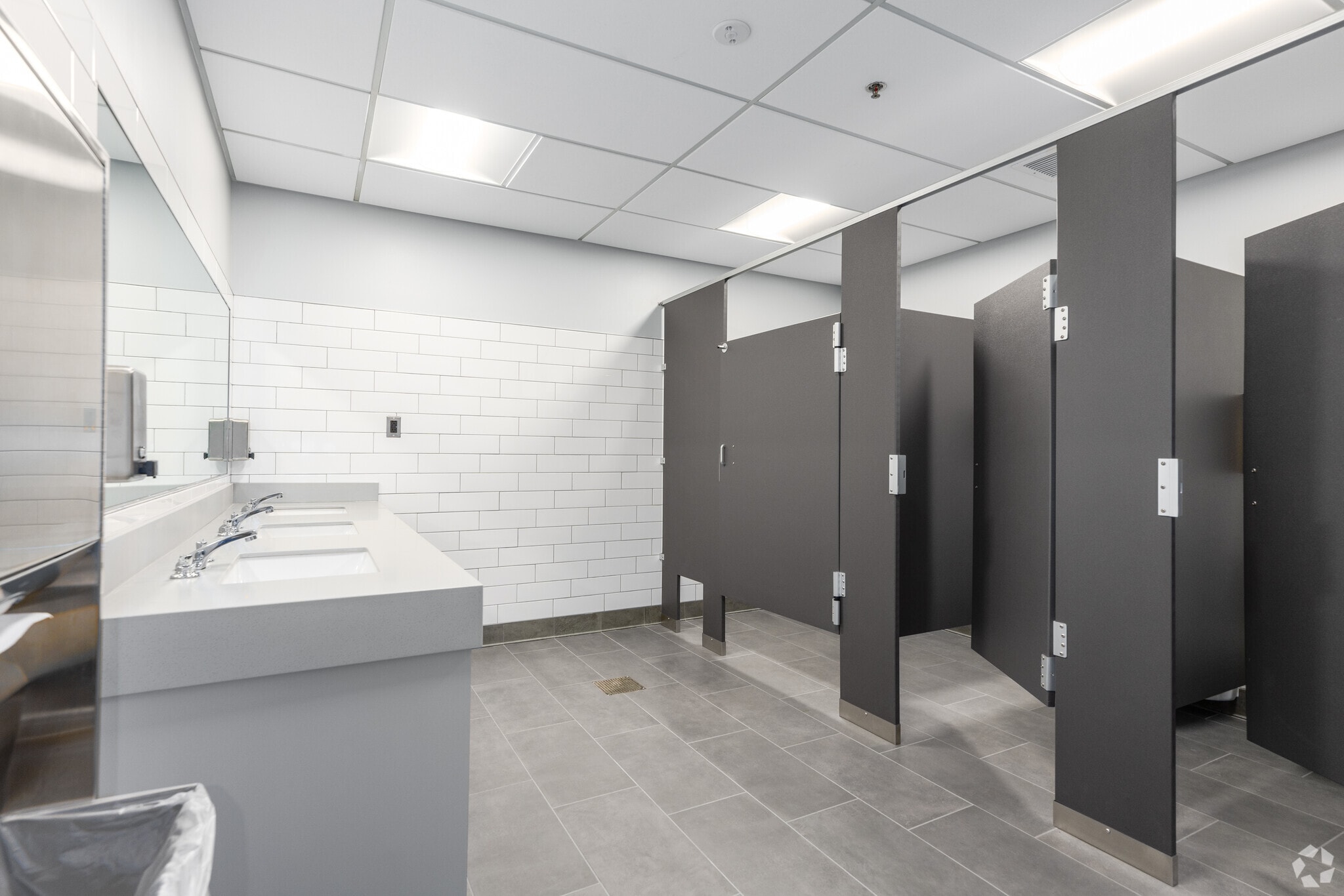 1000 Stewart Ave, Glen Burnie, MD à louer Photo intérieure– Image 1 sur 1