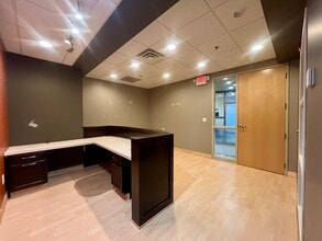 124 Walnut St E, Mankato, MN à louer Photo intérieure– Image 2 sur 12