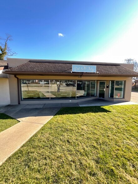 1000-1010 Broadview Blvd, Brackenridge, PA à louer - Photo de l’immeuble – Image 1 sur 34