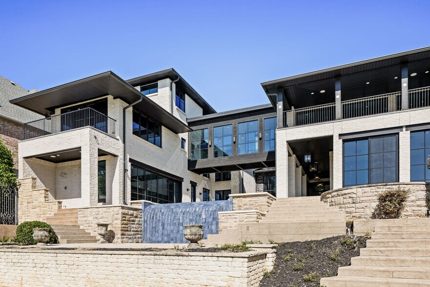3111 Lake Creek Dr, Highland Village, TX à vendre - Photo principale – Image 2 sur 27