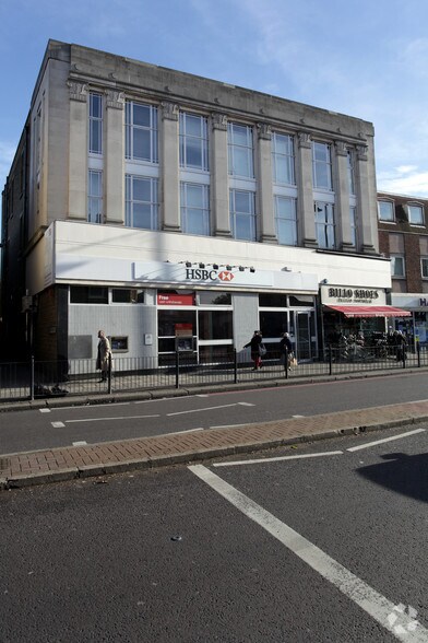 448 High Rd, Londres à louer - Photo de l’immeuble – Image 2 sur 2