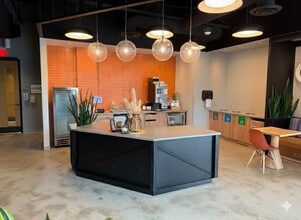 52 E Henry St, Detroit, MI à louer Photo intérieure– Image 2 sur 5