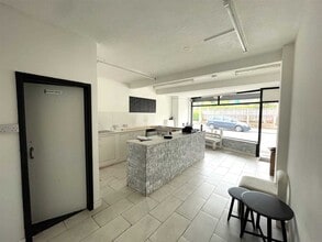 4-10 Collum Ln, Scunthorpe à louer Photo de l’immeuble– Image 2 sur 3