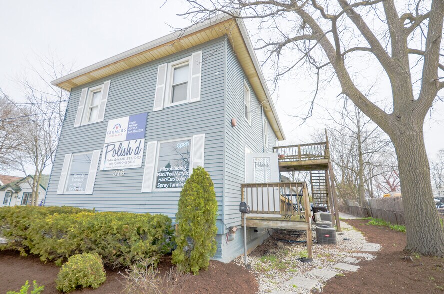 316 S Main St, Wauconda, IL à vendre - Photo de l’immeuble – Image 3 sur 7