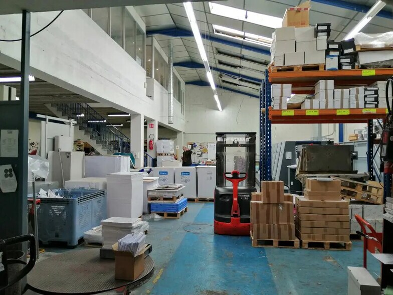 Local d'activités dans Maisons-Alfort à vendre - Photo intérieure – Image 2 sur 7