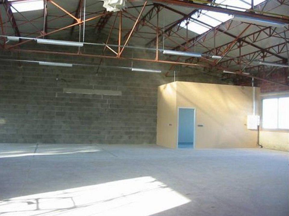 Local d’activités dans La Souterraine à louer Photo intérieure– Image 1 sur 2