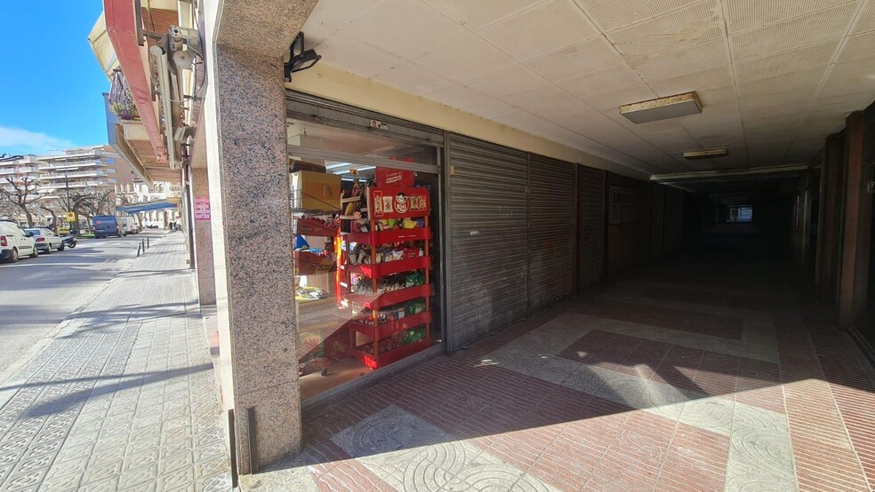 Immeuble residentiel dans Sant Feliu de Guíxols, Gerona à vendre - Photo de l’immeuble – Image 2 sur 2