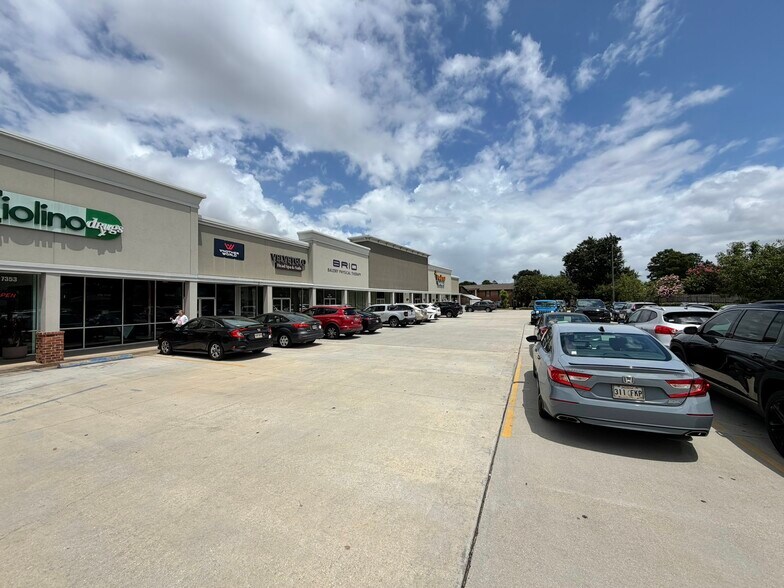 7335-7373 Jefferson Hwy, Harahan, LA à louer - Photo de l’immeuble – Image 3 sur 39