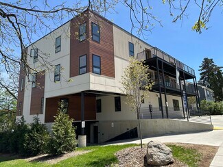 Plus de détails pour 911 South Main Street, Ann Arbor, MI - Logement à vendre