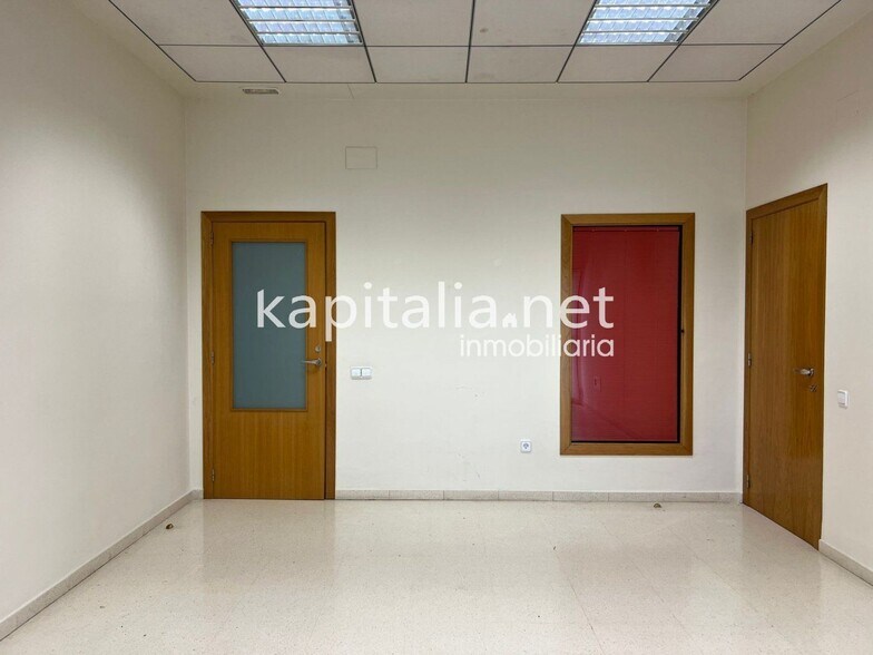 Bureau dans Ontinyent, Valencia à louer - Photo de l’immeuble – Image 3 sur 5