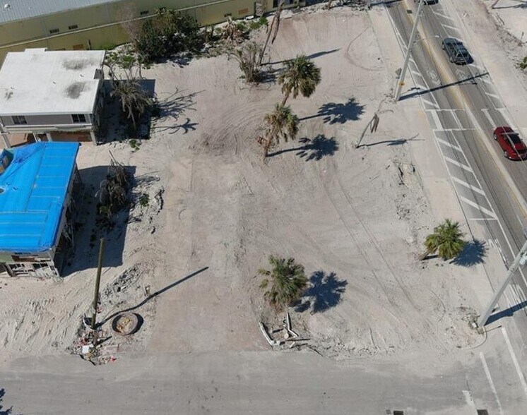 2330 Estero Blvd, Fort Myers Beach, FL à vendre - Photo principale – Image 1 sur 1