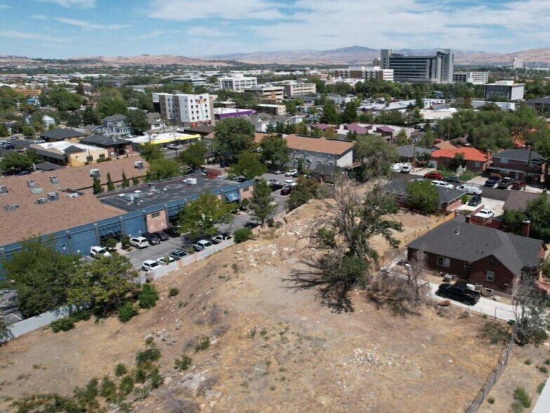 0 Stewart st, Reno, NV à vendre - Photo de l’immeuble – Image 3 sur 6