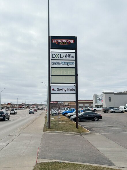 3500-3510 W 41st St, Sioux Falls, SD à louer - Photo de l’immeuble – Image 3 sur 3
