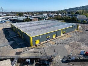 7 Woodrow Way, Gloucester à vendre Photo de l’immeuble– Image 2 sur 3