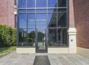 215 Broad St, Eatontown, NJ à louer Photo de l’immeuble– Image 1 sur 31
