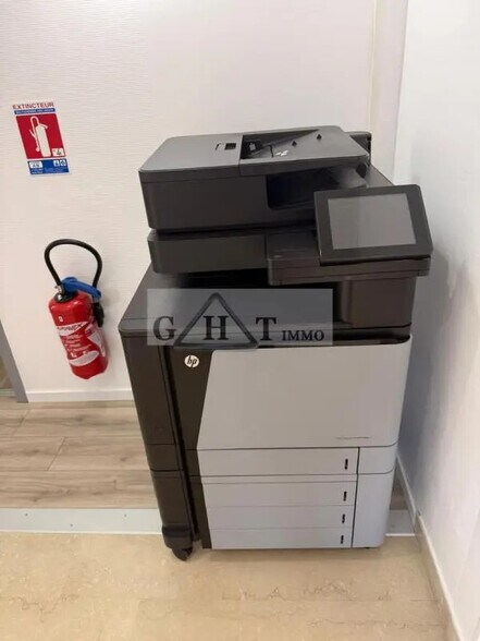 Bureau dans Marcoussis à louer - Photo intérieure – Image 3 sur 5