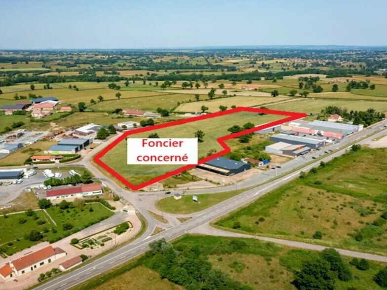 Terrain dans Vitry-en-Charollais à vendre - Photo de l’immeuble – Image 1 sur 5
