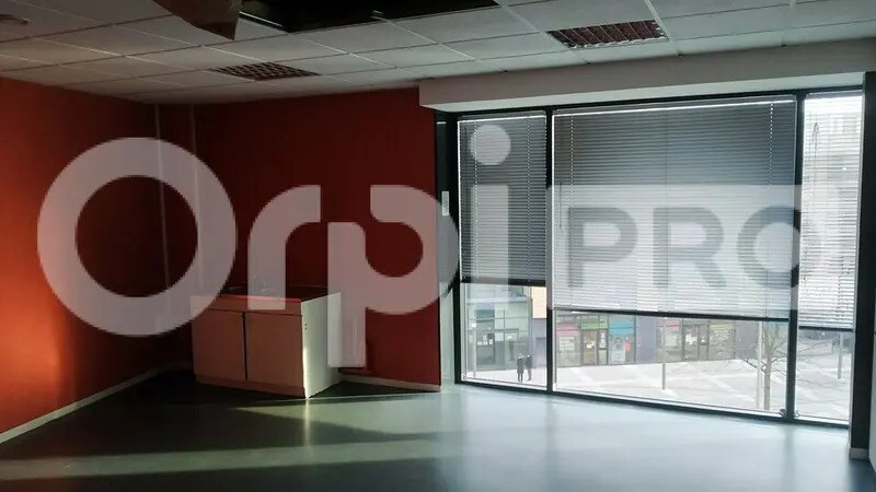 Bureau dans Reims à louer - Photo intérieure – Image 1 sur 5