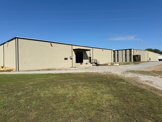 Plus de détails pour 400 Rivers Rd, Centerville, TN - Industriel/Logistique à louer