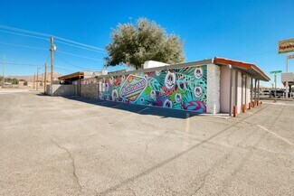Plus de détails pour 5200 Doniphan Dr, El Paso, TX - Local commercial à vendre
