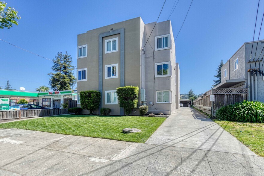 520 Bancroft Ave, San Leandro, CA à vendre - Photo de l’immeuble – Image 2 sur 9
